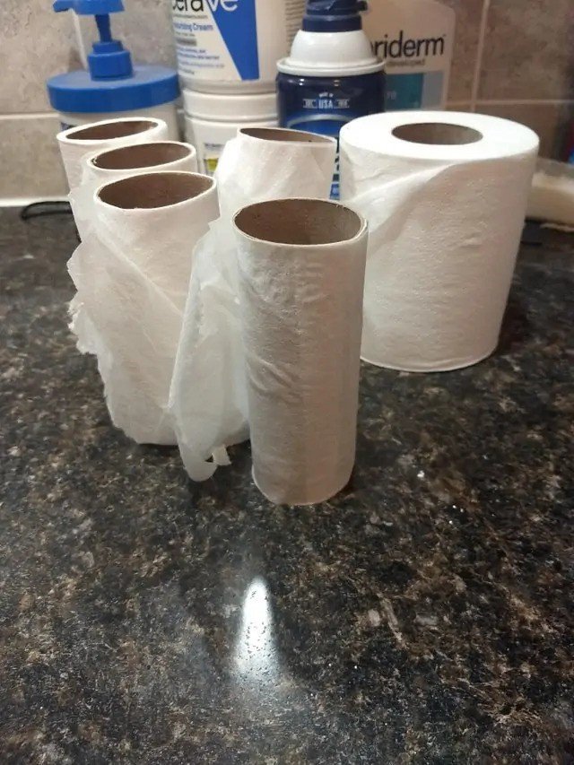 20 человек, которые поняли, что рядом живёт «чудовище» 20 человек, которые поняли, что рядом живёт «чудовище»