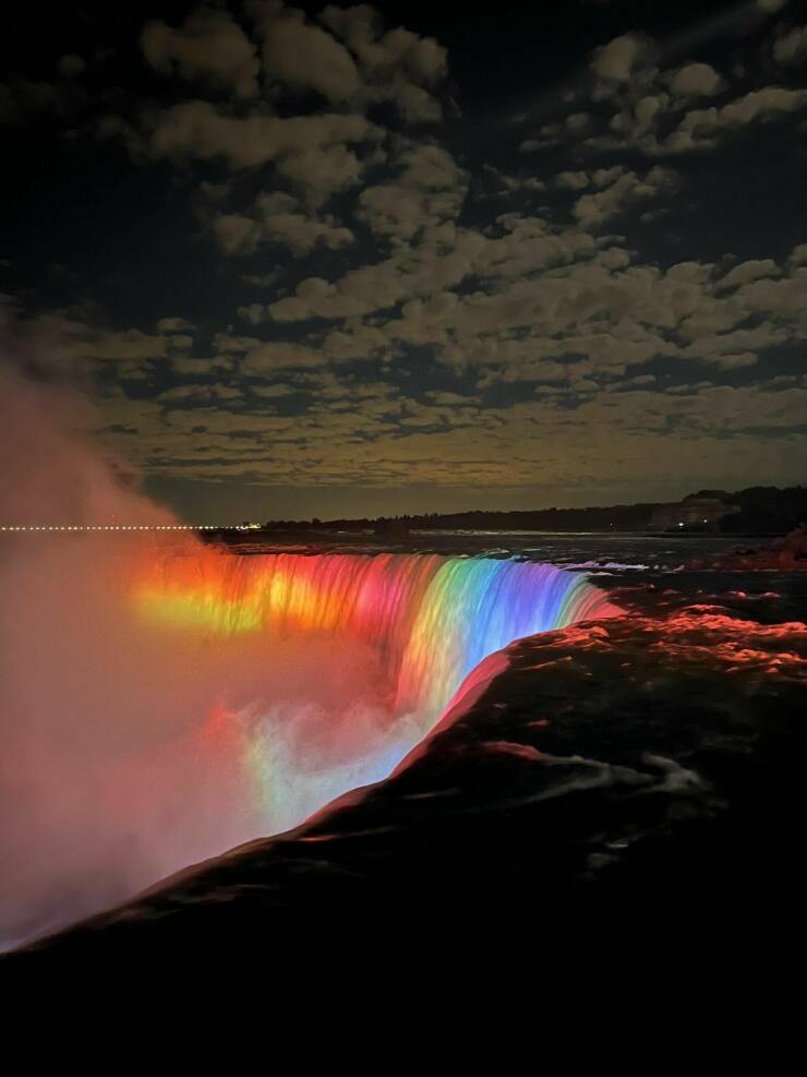 Подборка картинок. Вечерний выпуск (30 фото) - 10.10.2022