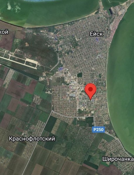 ⚡ Су-34 упал на жилой дом в Ейске ⚡ Су-34 упал на жилой дом в Ейске