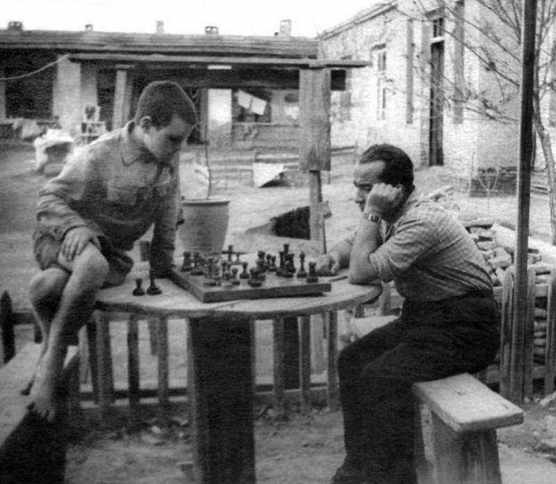 Фотография: Как развлекались в СССР: 12 любимых занятий всех советских мужчин №7 - BigPicture.ru