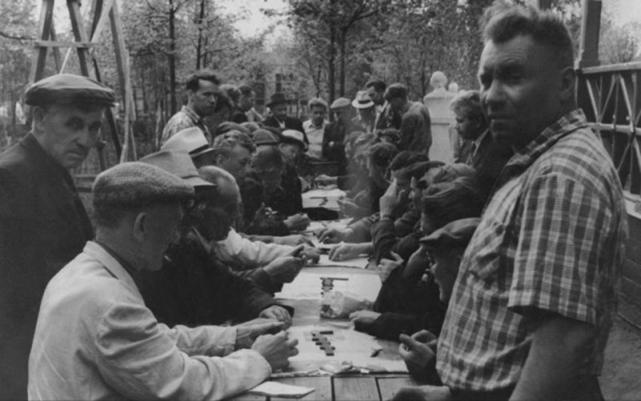Фотография: Как развлекались в СССР: 12 любимых занятий всех советских мужчин №13 - BigPicture.ru