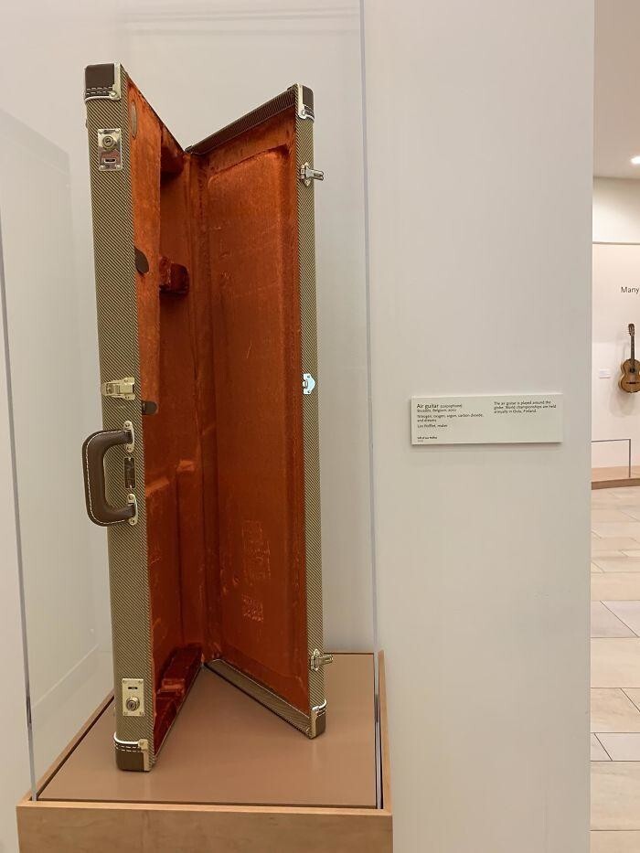 необычные музеи со всего мира и их экспонаты на фото