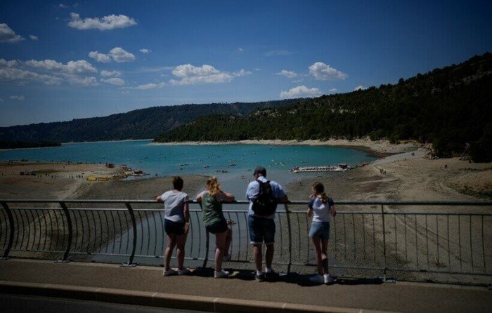 15 катастрофичных снимков европейских рек, которые обмелели из-за засухи 15 катастрофичных снимков европейских рек, которые обмелели из-за засухи