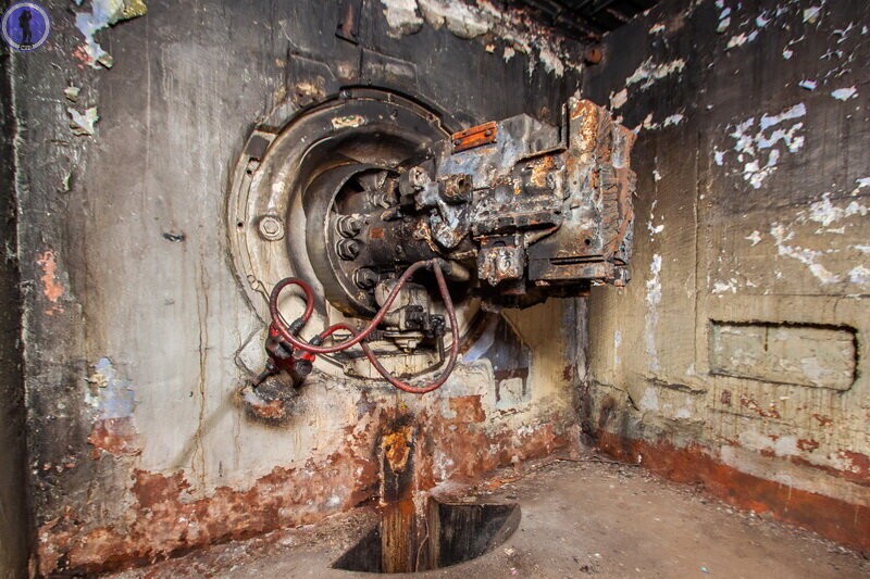 "Линия Сталина": довоенное фортификационное сооружение "Линия Сталина": довоенное фортификационное сооружение