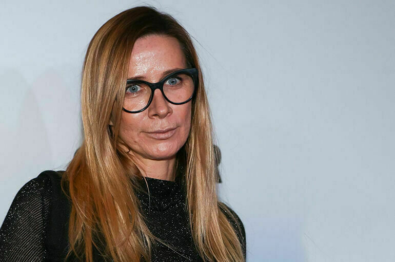 В России арестовали имущество известного блогера за распространение фейков об армии. Общая сумма - 153 миллиона рублей В России арестовали имущество известного блогера за распространение фейков об армии. Общая сумма - 153 миллиона рублей