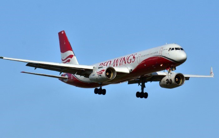 Почему Ил-96 не используется для перевозки пассажиров, хотя даже президент на нем летает? Объясняю на пальцах Почему Ил-96 не используется для перевозки пассажиров, хотя даже президент на нем летает? Объясняю на пальцах