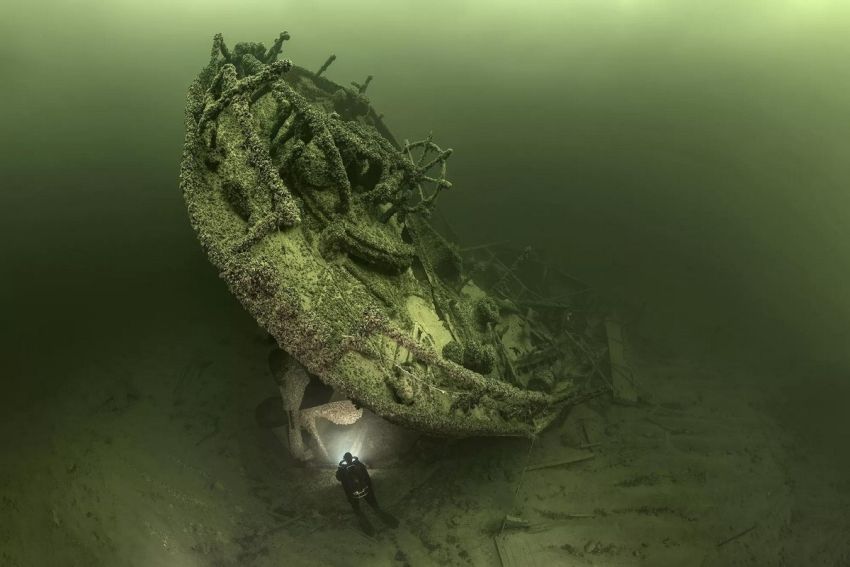 фотографии кораблей на дне Балтийского моря