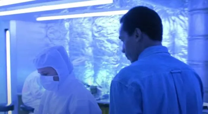 18 нелепых моментов и киноляпов в фильме Терминатор 2, которые многие не заметили 18 нелепых моментов и киноляпов в фильме Терминатор 2, которые многие не заметили