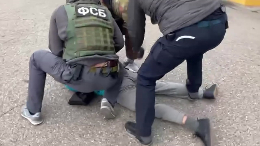 В местах массового скопления людей: ФСБ пресекла деятельность террористов, планировавших взрывы в Москве и Новосибирске