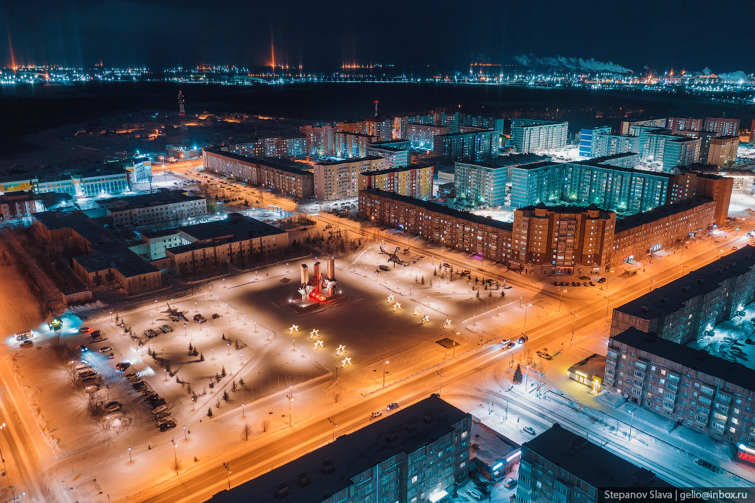 новый уренгой, площадь памяти, с высоты