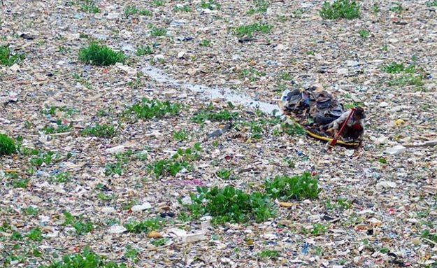 Bigpicture.ru Как выглядит Читарум - самая грязная река планетыоо