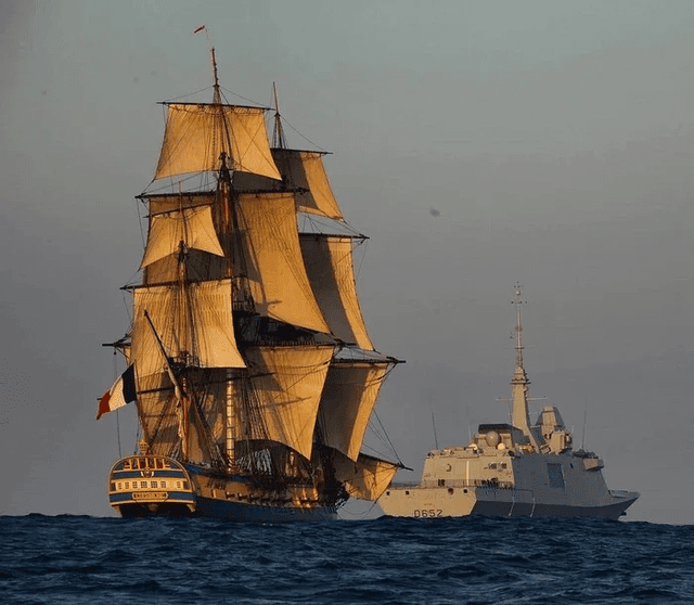 Корабли, построенный по старым и новым технологиям