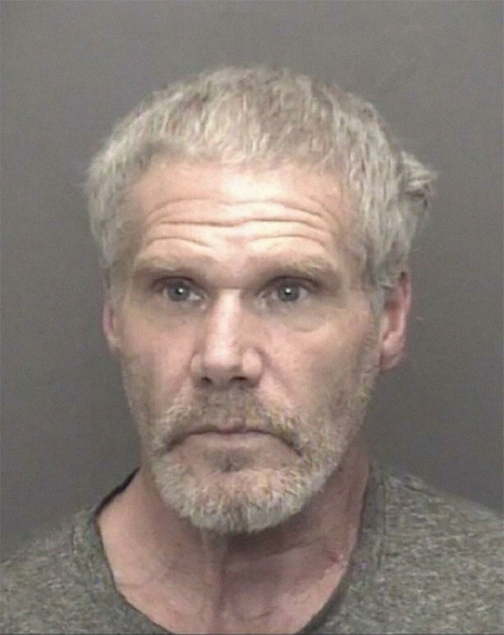 5. Немного Уилла Феррелла, щепотка Рона Перлмана и очень много наркотиков