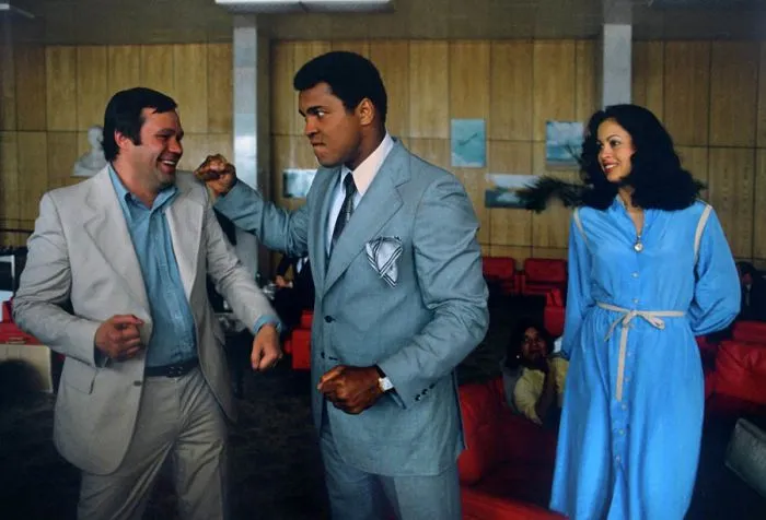 15 зарубежных звёзд, которые порадовали своим визитом граждан СССР и оставили фото на память