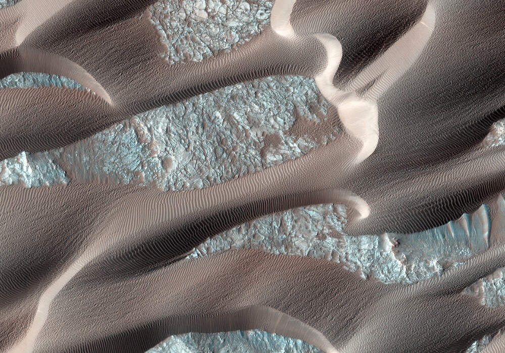 &quot;Марс как искусство&quot; изображения, полученные космическим аппаратом Mars Reconnaissance Orbiter