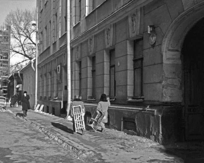 Фотография: Зимние катания на санках в СССР №28 - BigPicture.ru