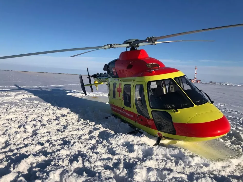 Аварийная посадка потерявшего управление вертолёта попала на видео