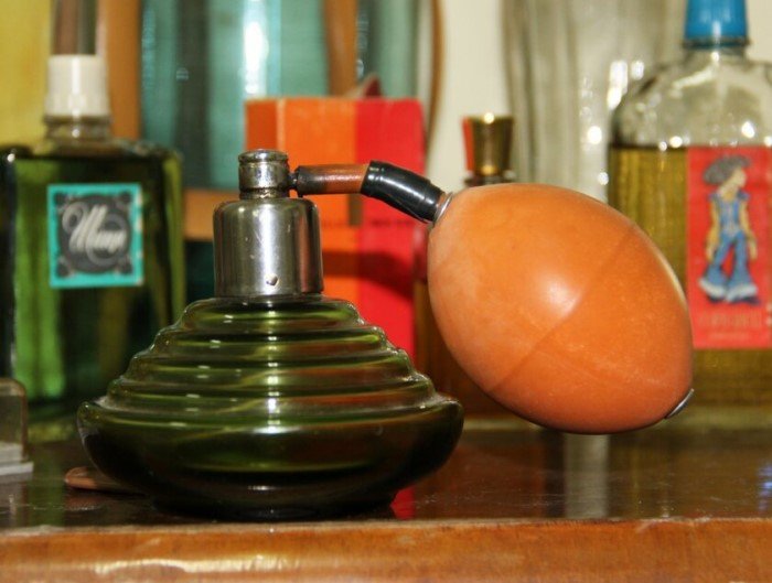 Почему у одеколона "Тройной" такое название? Почему у одеколона "Тройной" такое название?