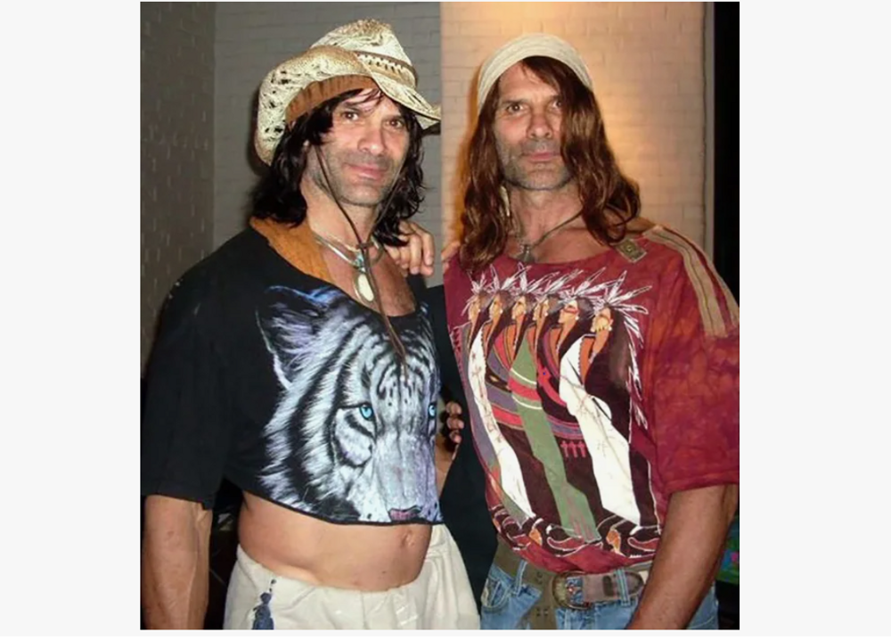 «Брата больше нет, одинокая старость»: как сложилась судьба близнецов из фильма «Няньки» спустя тридцать лет «Брата больше нет, одинокая старость»: как сложилась судьба близнецов из фильма «Няньки» спустя тридцать лет