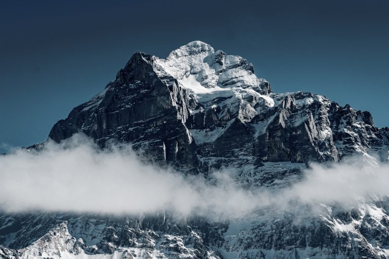 YEverest-768x512.jpg