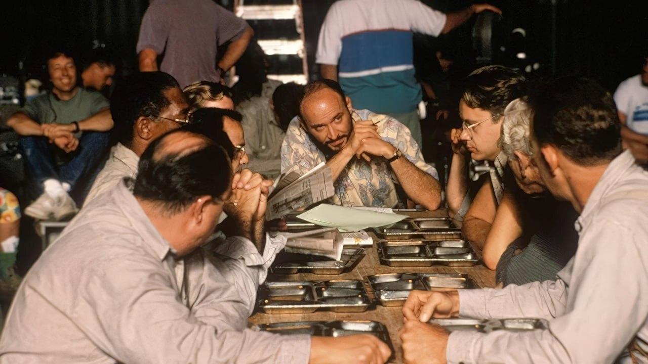 В далёком 1983 году молодой режиссёр Фрэнк Дарабонт, тогда ещё никому не известный, обратился к Стивену Кингу с идеей снять кино⁠⁠