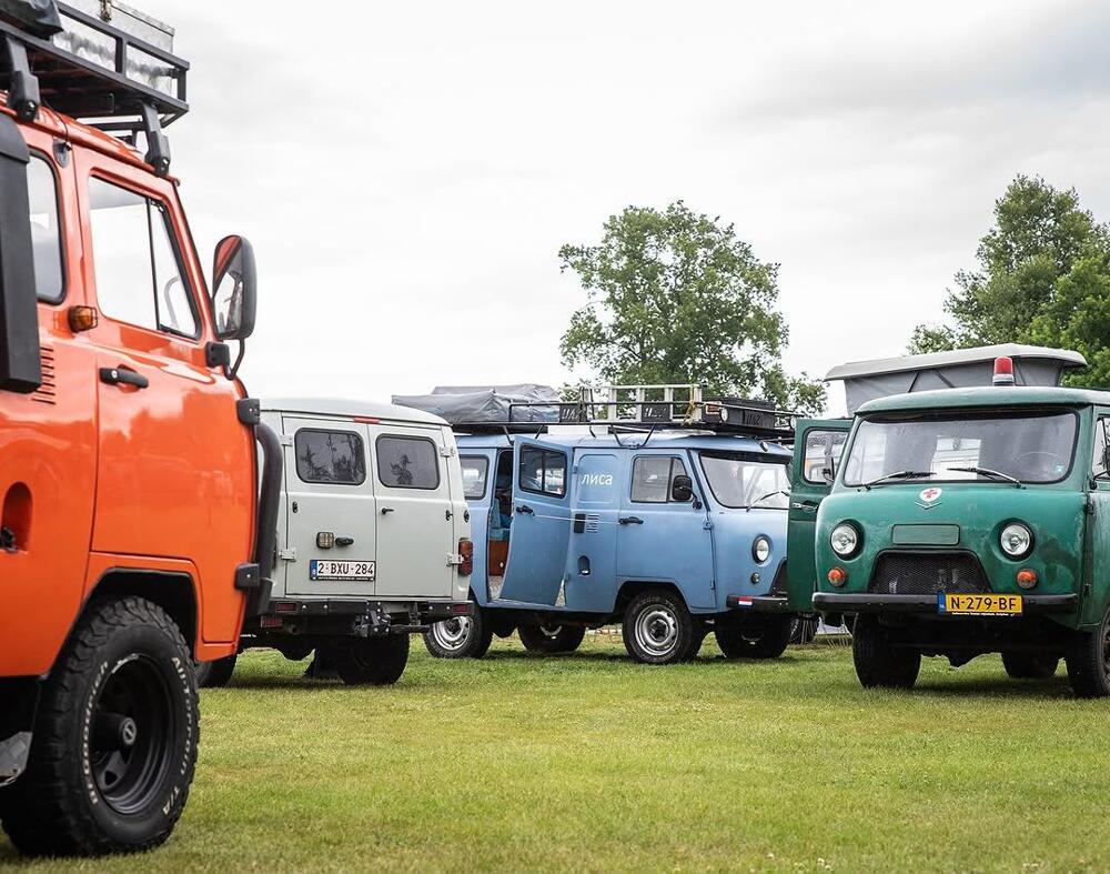 В Нидерландах проходят встречи фанатов «Буханки»