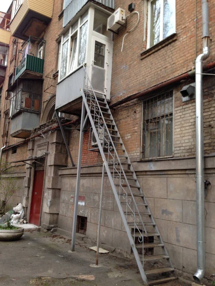 Секретный вход: балкон с собственной дверью Секретный вход: балкон с собственной дверью