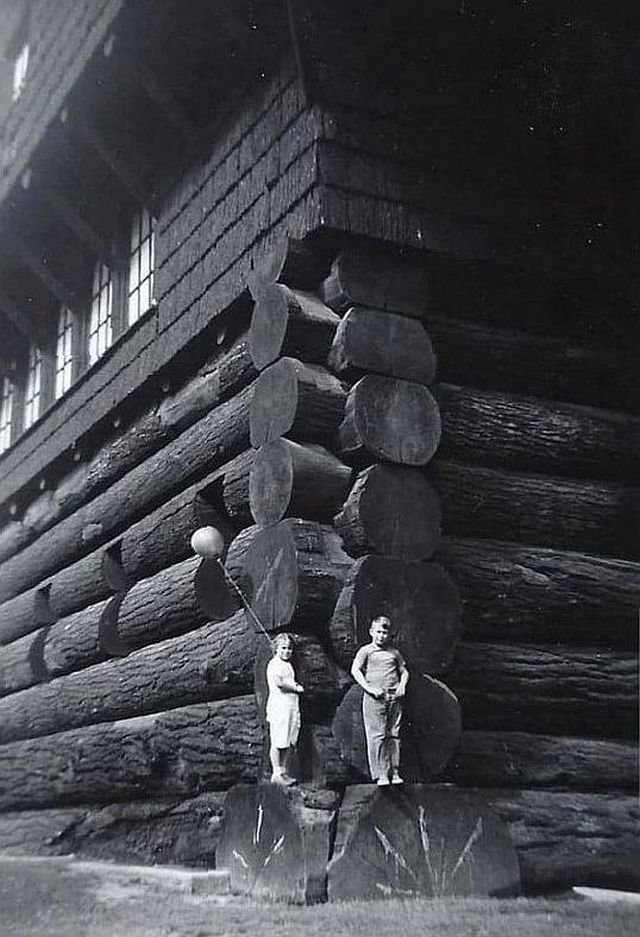 Домик из секвойи, 1938 год, Риджфилд, Вашингтон, США.