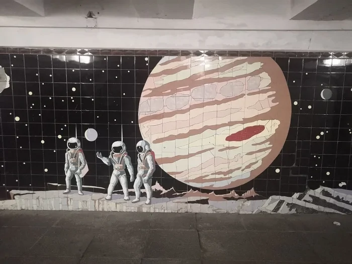 Петр I, Григорий Мелехов, Нахаленок и другие "жители" подземных переходов Ростова-на-Дону