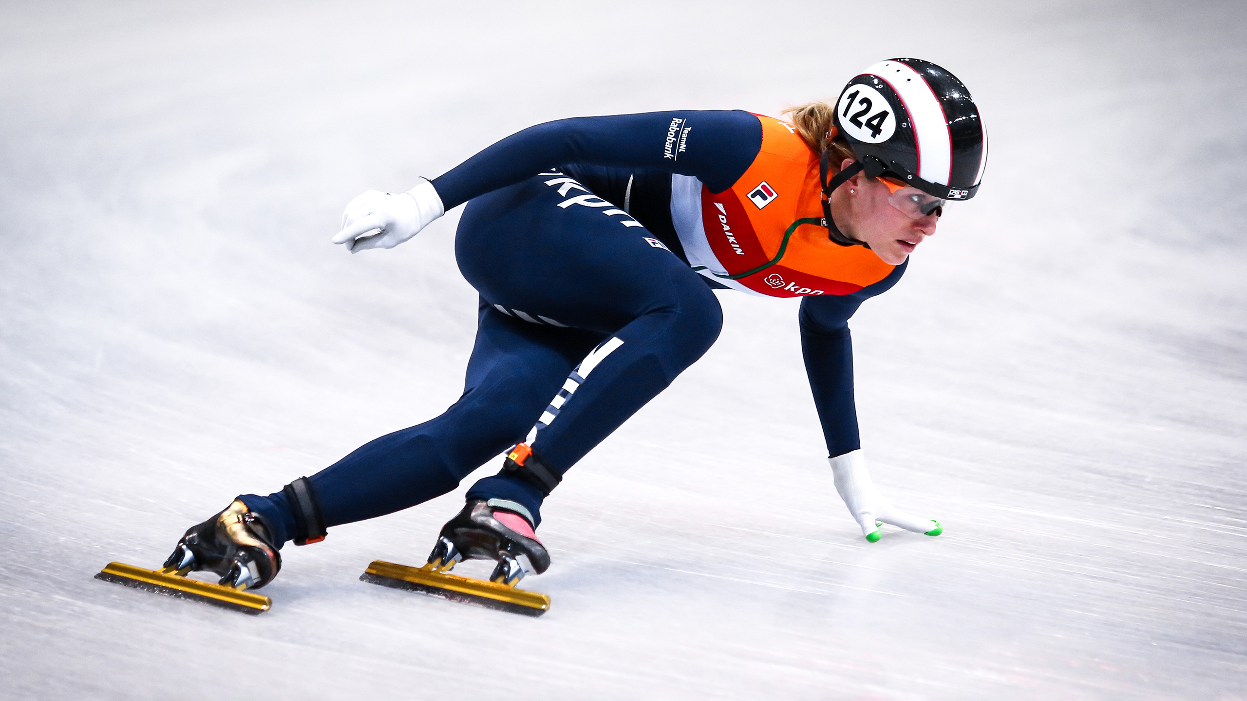 Коньки для шорт-трека