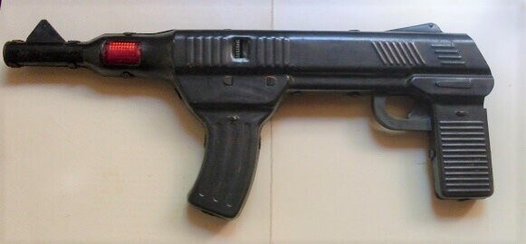 Игрушечное оружие Советского Союза: автоматы Игрушечное оружие Советского Союза: автоматы