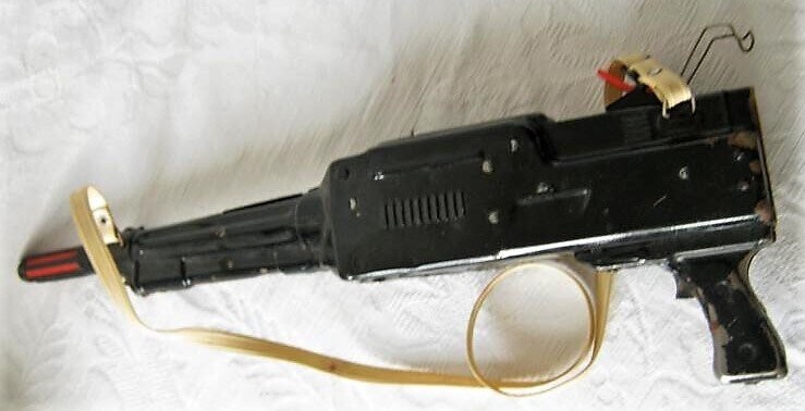 Игрушечное оружие Советского Союза: автоматы Игрушечное оружие Советского Союза: автоматы