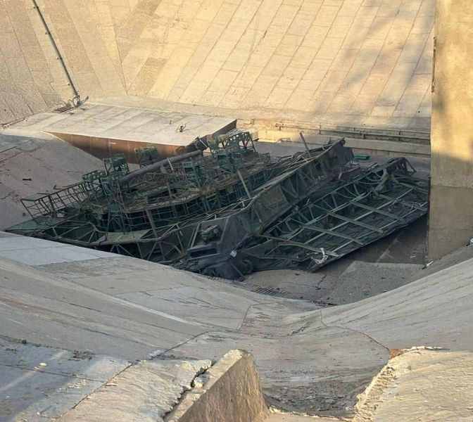 Обломки кабины обслуживания | Источник: телеграм-канал «Техасский вестник»