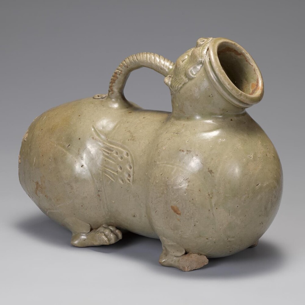 10. Ночной горшок в форме тигра. Китай/Корея, 5 век нашей эры