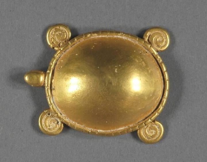 19. Маленькая золотая черепаха. Коста-Рика, культура Великих чирики, 700-1550 годы нашей эры