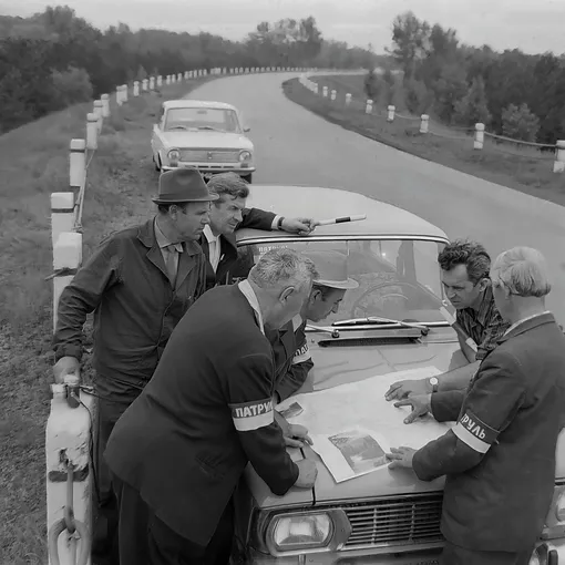 автомобили лада на улице ссср