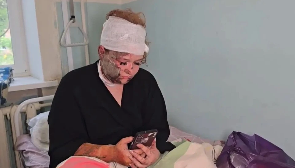 Студентка Старобельского колледжа Диана Шавкун лежит в больнице. Фото: Вести Луганск